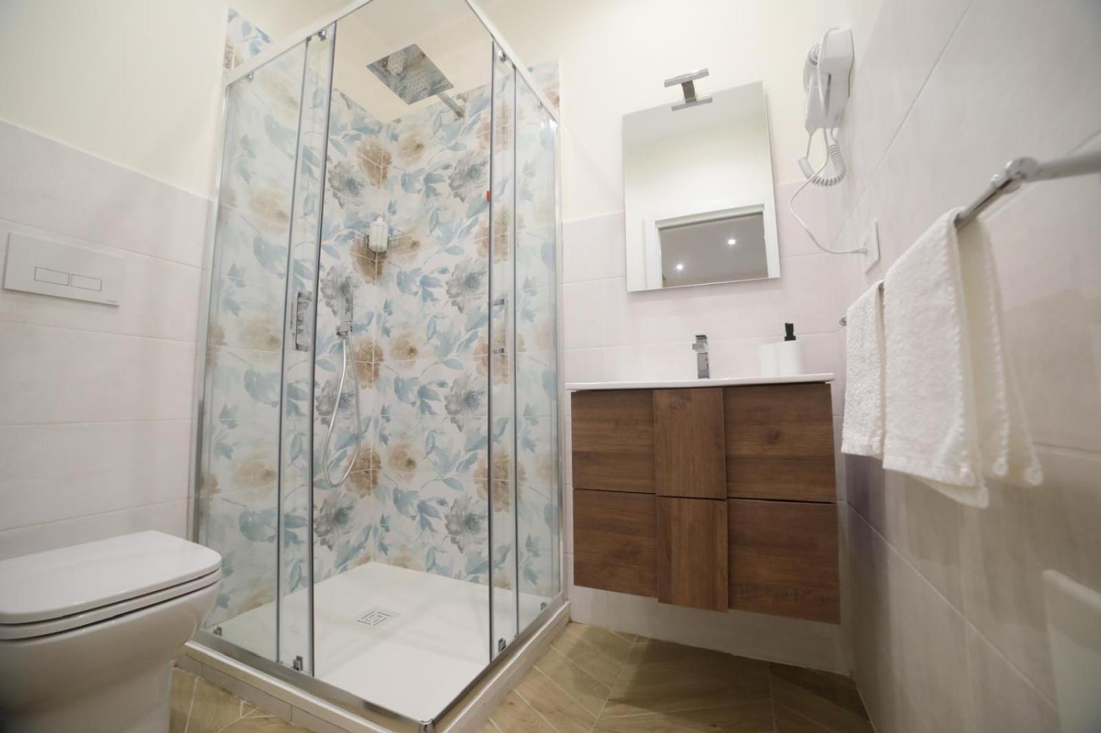 Vico Croce Suite, Spaccanapoli エクステリア 写真